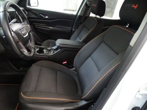 Certified 2023 GMC Acadia AT4 AWD/4WD image 2
