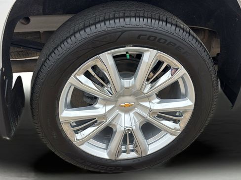 Used 2022 Chevrolet Silverado 1500 High Country image 11