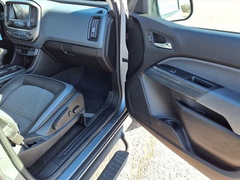 Used 2018 Chevrolet Colorado Z71 image 79