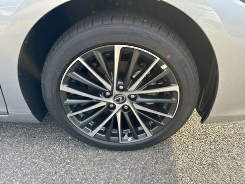 New 2025 Lexus ES 350 w/ Premium Package image 9