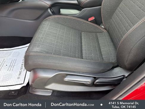 Certified 2025 Honda HR-V Sport image 15