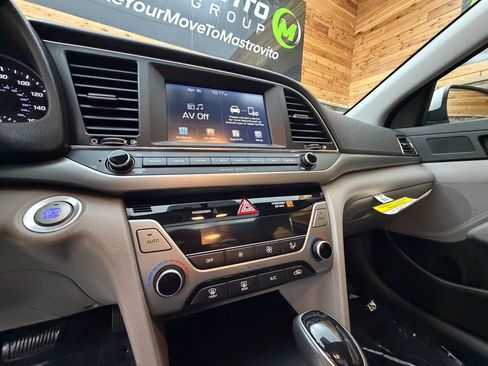 Used 2018 Hyundai Elantra Value Edition FWD image 18