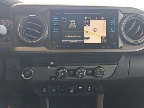 Used 2019 Toyota Tacoma TRD Sport w/ Technology Package RWD image 15