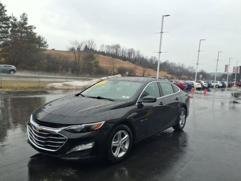 Used 2024 Chevrolet Malibu LT image 4