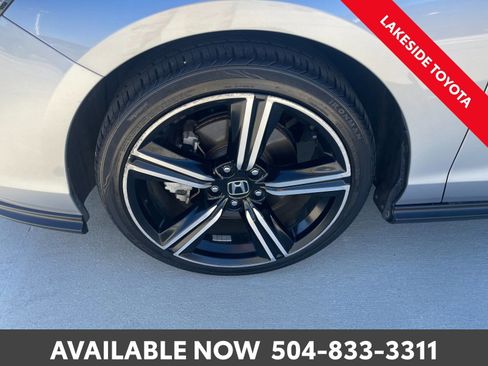 Used 2023 Honda Accord Sport image 11