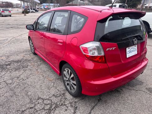 Used 2013 Honda Fit Sport image 3