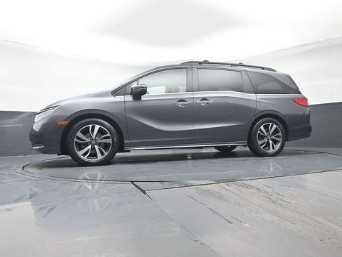 Certified 2022 Honda Odyssey Touring image 36