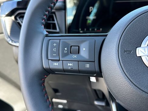 New 2026 Nissan Kicks SR w/ Cold Weather Package AWD/4WD image 23