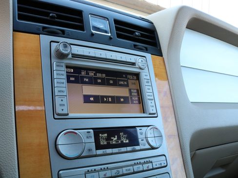 Used 2008 Lincoln Navigator 4WD image 24