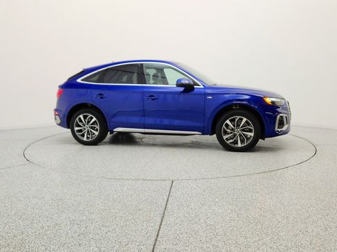 Used 2022 Audi Q5 2.0T Premium w/ Convenience Package AWD/4WD image 4
