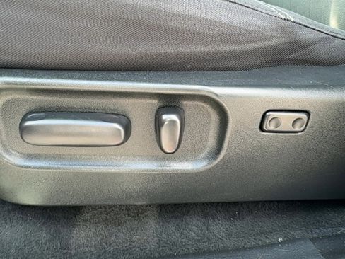 Used 2020 Toyota Tacoma TRD Off-Road image 15