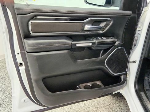 Used 2022 RAM 1500 Laramie w/ Sport Appearance Package AWD/4WD image 10