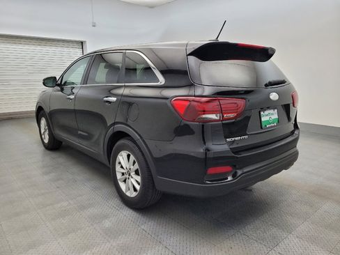 Used 2019 Kia Sorento L FWD image 5