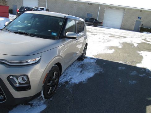 Used 2020 Kia Soul EX image 7
