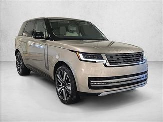 New 2026 Land Rover Range Rover SE video 3