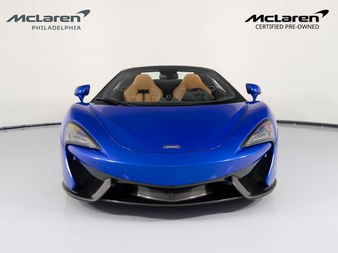 Used 2018 McLaren 570S Spider image 3