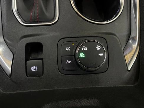 Used 2022 Chevrolet Traverse RS AWD/4WD image 86