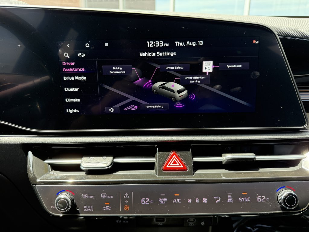 Used 2025 Kia Niro Wind FWD image 22