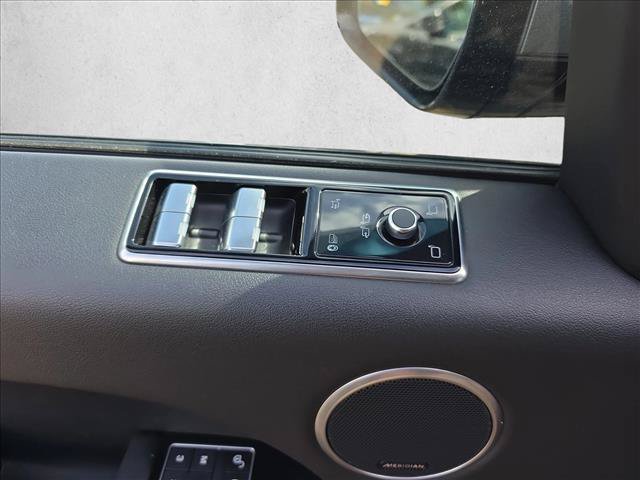 Used 2020 Land Rover Range Rover Sport HSE AWD/4WD image 28