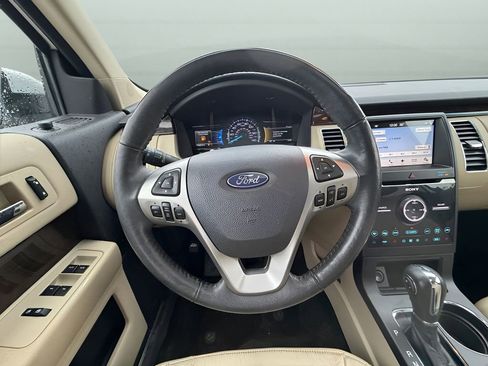 Used 2018 Ford Flex Limited w/ Equipment Group 301A FWD image 13