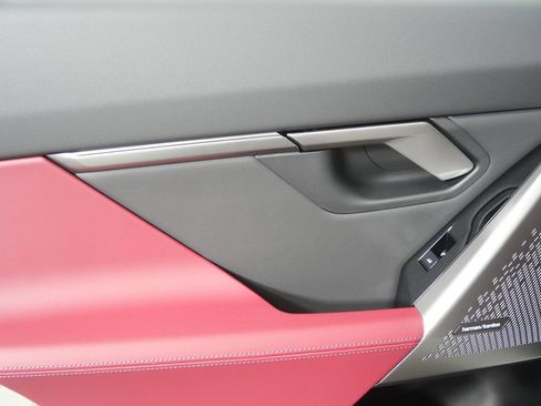 New 2026 BMW i5 eDrive40 w/ M Sport Package image 13