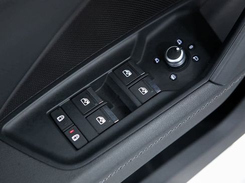 Used 2024 Audi A3 2.0T Premium w/ Convenience Package image 18