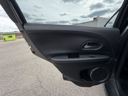 Used 2016 Honda HR-V EX-L image 23