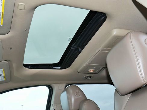 Used 2014 GMC Acadia Denali image 7