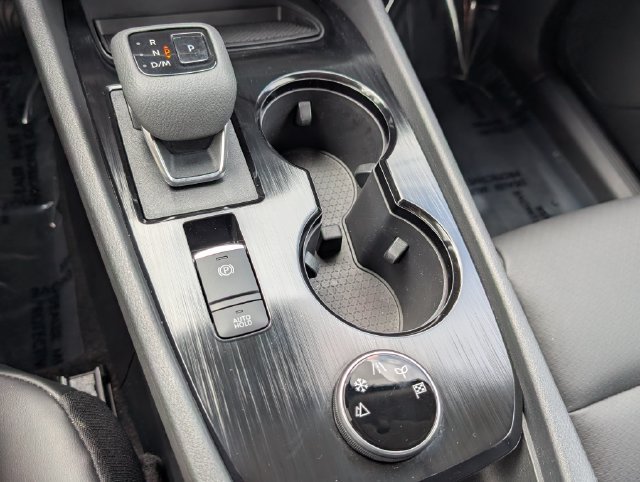 Used 2023 Nissan Rogue SV w/ SV Premium B Package AWD/4WD image 26