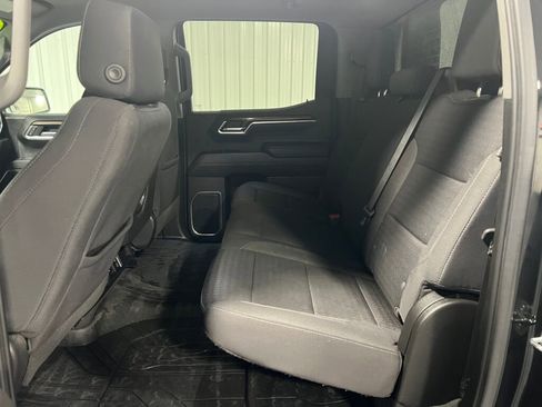Used 2023 Chevrolet Silverado 1500 LT image 6