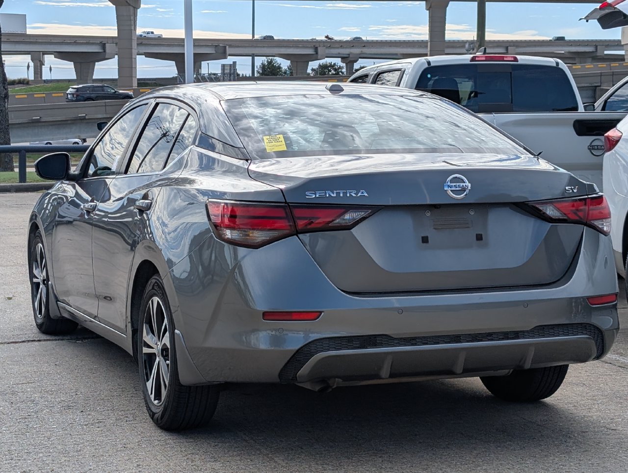 Used 2020 Nissan Sentra SV FWD image 4