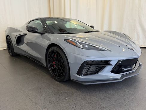 Used 2025 Chevrolet Corvette Stingray Preferred Conv w/ Battery Protection Package RWD image 7