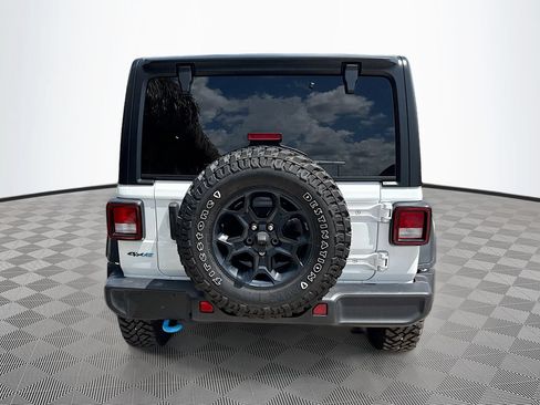 Used 2023 Jeep Wrangler Unlimited w/ Cold Weather Group AWD/4WD image 7