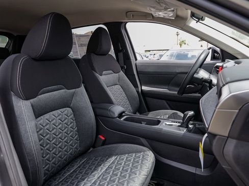 New 2026 Nissan Kicks SV FWD image 18