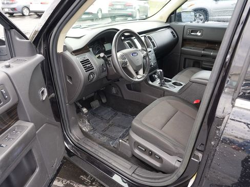 Used 2019 Ford Flex SEL image 13