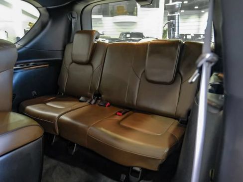 Used 2023 Nissan Armada Platinum w/ Captain's Chairs Package RWD image 53