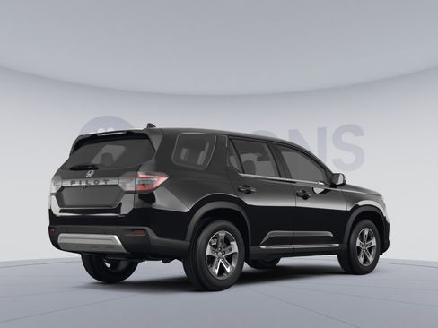 Used 2023 Honda Pilot EX-L image 4