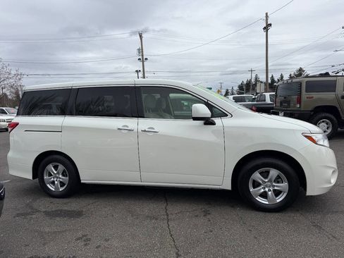 Used 2015 Nissan Quest SV image 12