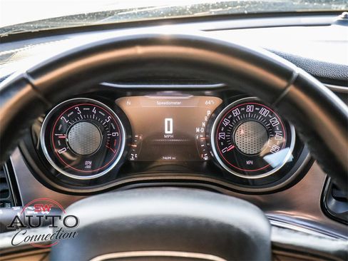 Used 2021 Dodge Challenger SXT image 27