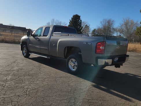 Used 2008 Chevrolet Silverado 2500 LT w/ 1LT Convenience Package image 11