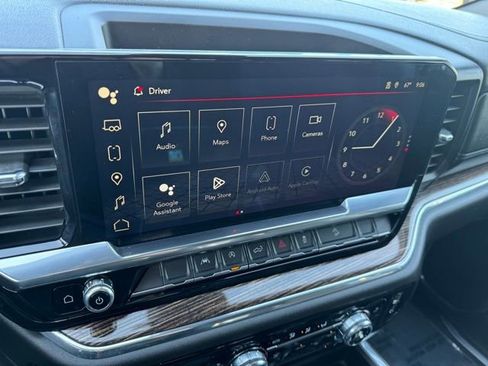 Certified 2024 GMC Sierra 1500 Elevation w/ Preferred Package AWD/4WD image 2