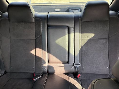 Used 2018 Dodge Challenger R/T Scat Pack RWD image 10