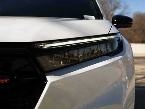 Used 2026 Honda CR-V TrailSport image 11