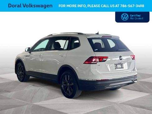 Certified 2022 Volkswagen Tiguan SE image 6