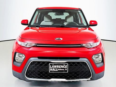 Used 2020 Kia Soul LX FWD image 2