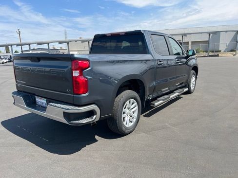 Used 2020 Chevrolet Silverado 1500 LT w/ Convenience Package RWD image 4