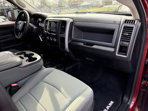 Used 2014 RAM 3500 Tradesman w/ Chrome Appearance Group image 25