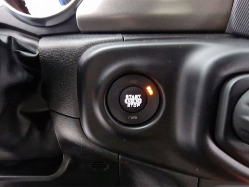 Used 2023 Jeep Wrangler Sport image 19