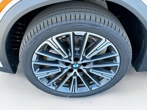 New 2026 BMW X2 xDrive28i w/ Convenience Package AWD/4WD image 26
