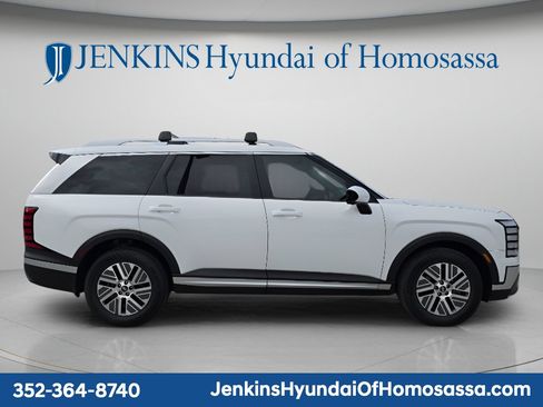 New 2026 Hyundai Palisade SEL Premium FWD image 2